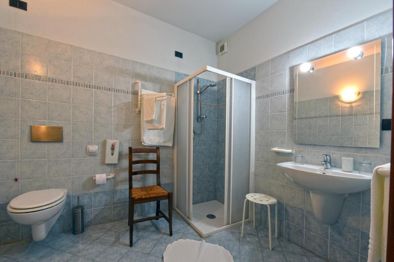 Hotel Ristorante Borgovecchio Montegrosso d'Asti Экстерьер фото