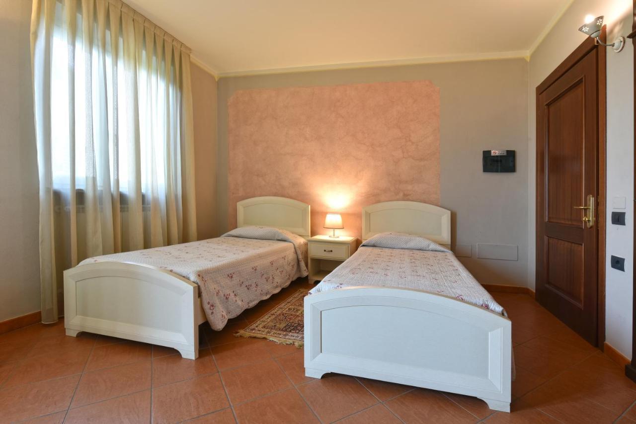 Hotel Ristorante Borgovecchio Montegrosso d'Asti Экстерьер фото